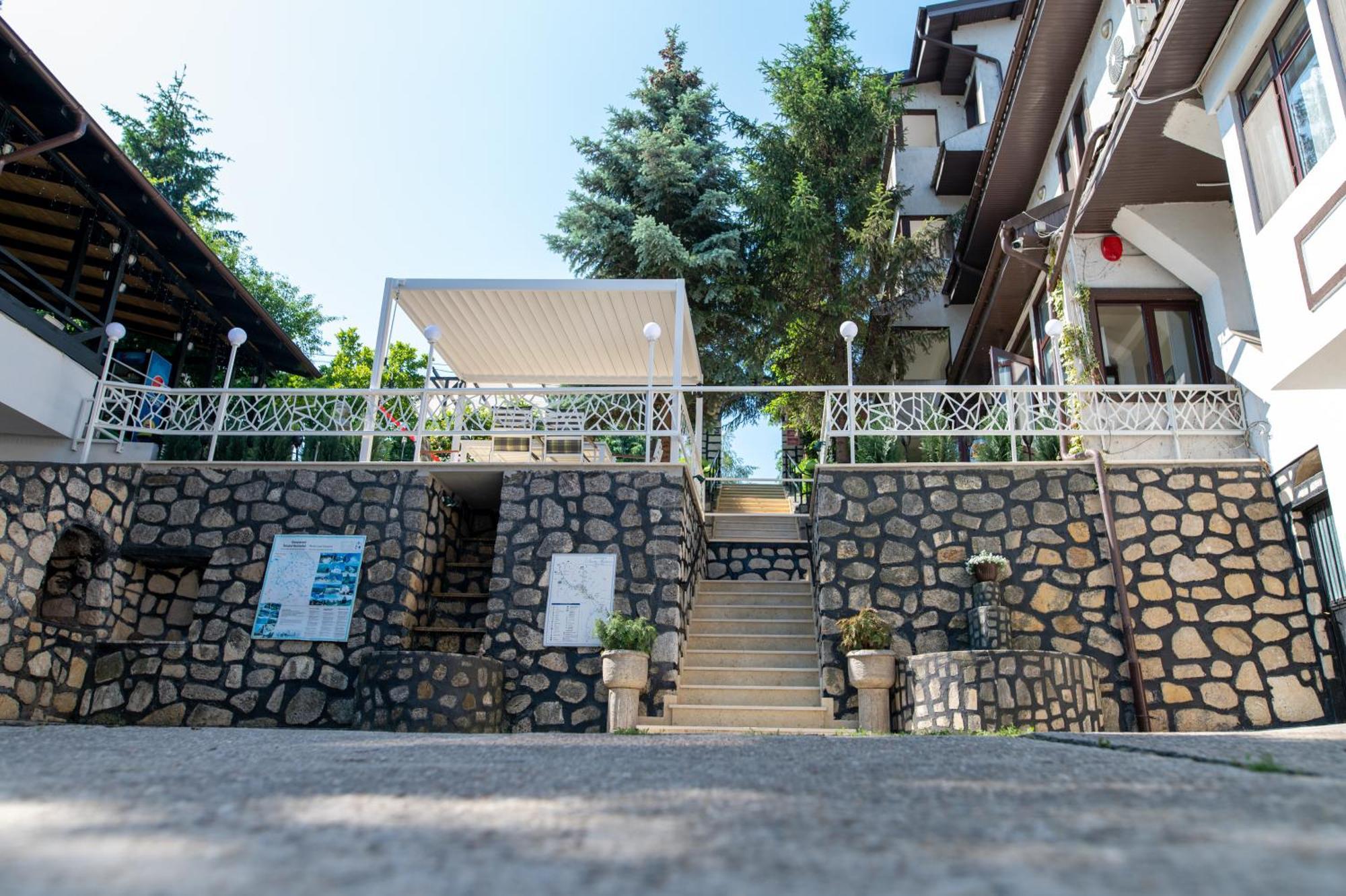 Hotel Complex Caprice-Monteoru Sărata-Monteoru Zewnętrze zdjęcie